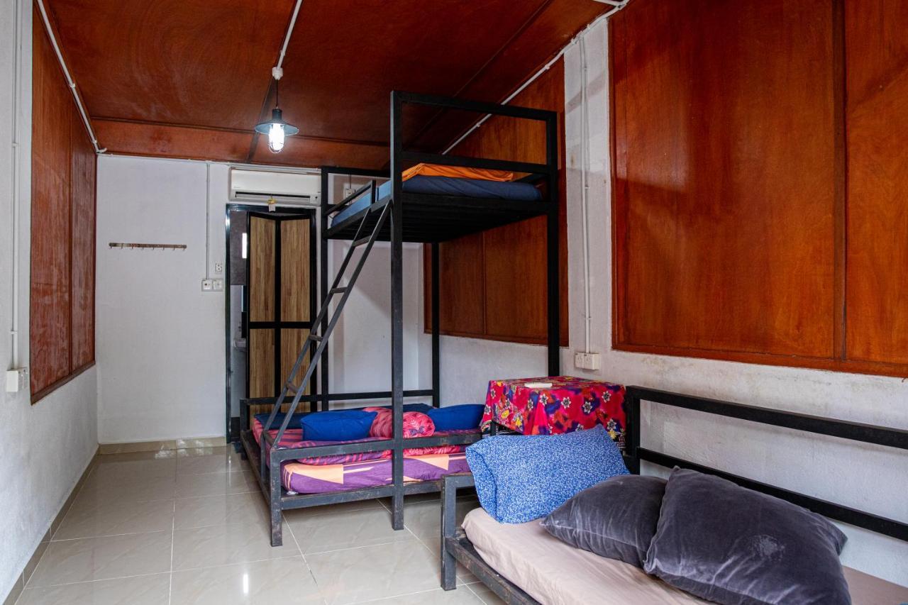 Tioman Cabana Bed&Breakfast Kampong Ayer Batang Bagian luar foto